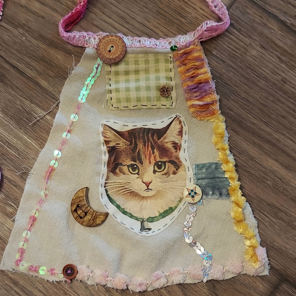 JABOT Handmade NECK ADORNMENT Kitten Patch Crushed velvet ONE OF A KIND - Picture 5 of 10